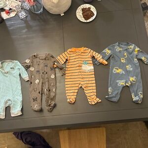 Carter’s 3 months 4 piece baby sleeper set